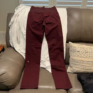Lulu size 6 straight yoga pants. High rise.